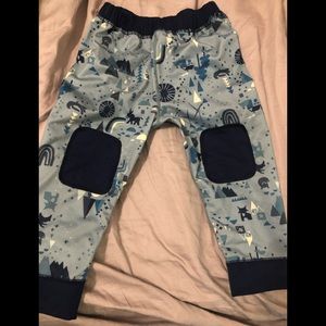 Patagonia baby Capilene midweight set. Very soft.